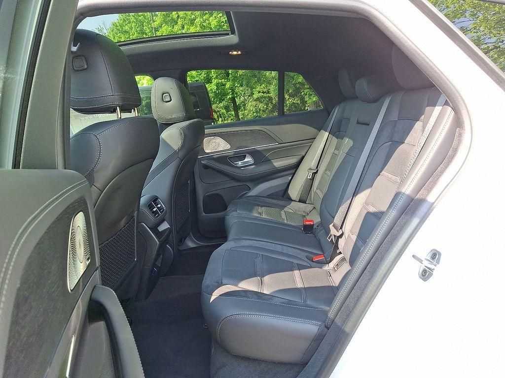 new 2025 Mercedes-Benz AMG GLE 53 car, priced at $96,695