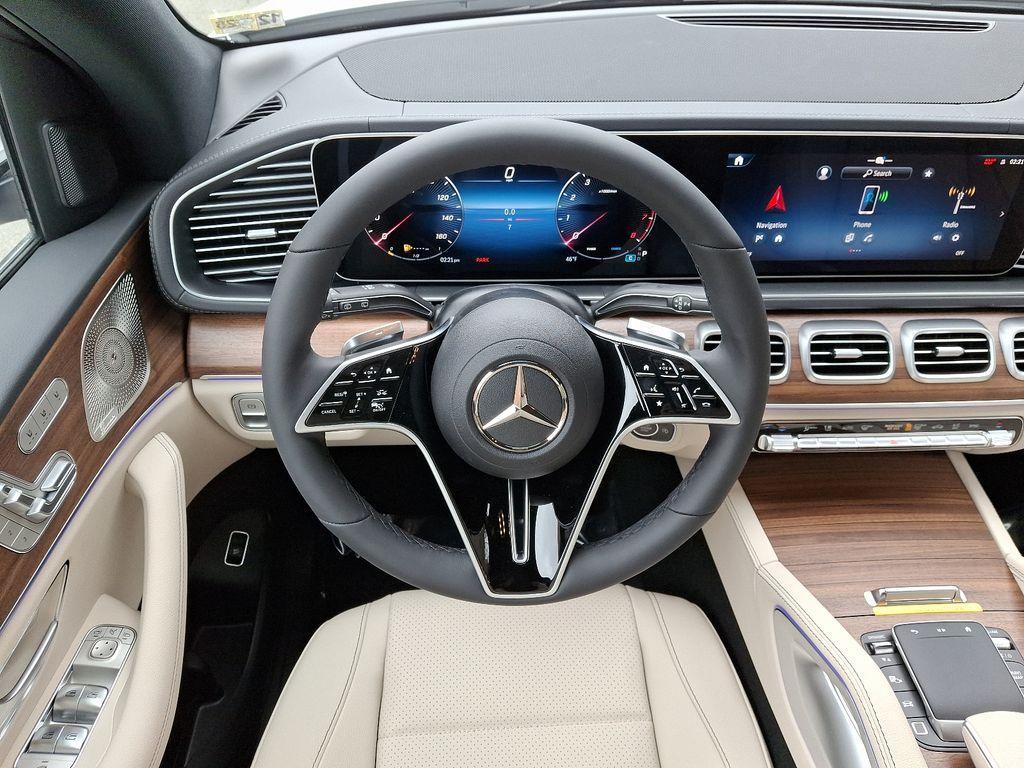 new 2025 Mercedes-Benz GLS 450 car, priced at $91,775