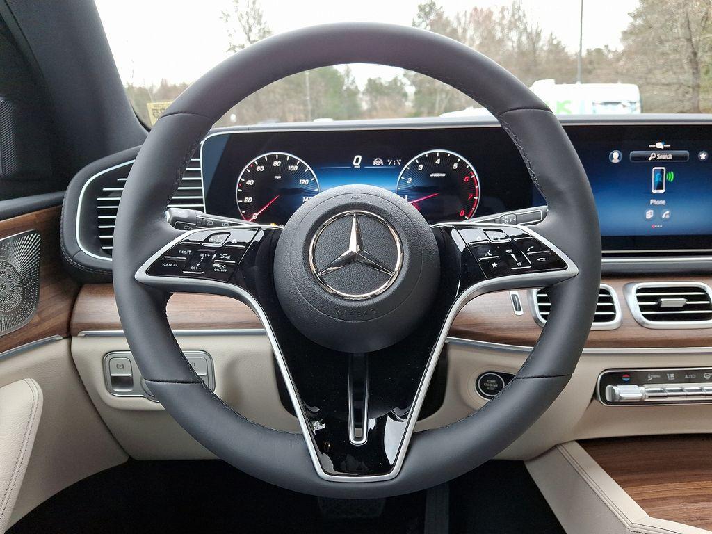 new 2025 Mercedes-Benz GLS 450 car, priced at $91,775