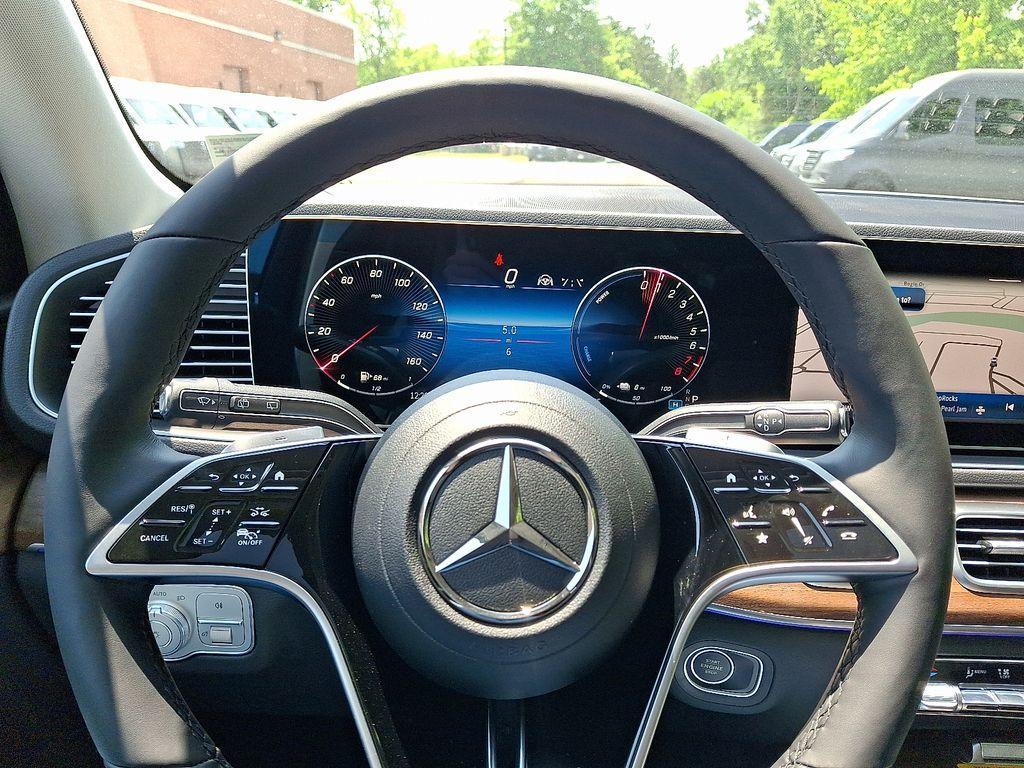 new 2025 Mercedes-Benz GLE 450e car, priced at $77,530