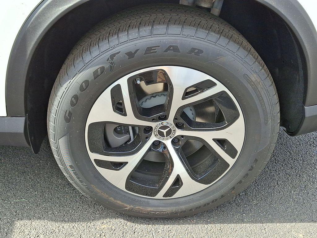 new 2026 Mercedes-Benz GLC 350e car, priced at $67,970