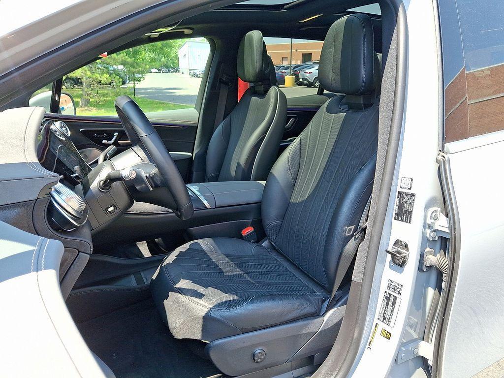 used 2023 Mercedes-Benz EQS 580 car, priced at $71,500