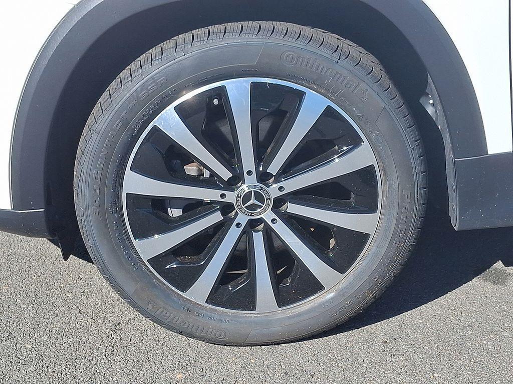 used 2023 Mercedes-Benz GLB 250 car, priced at $34,400