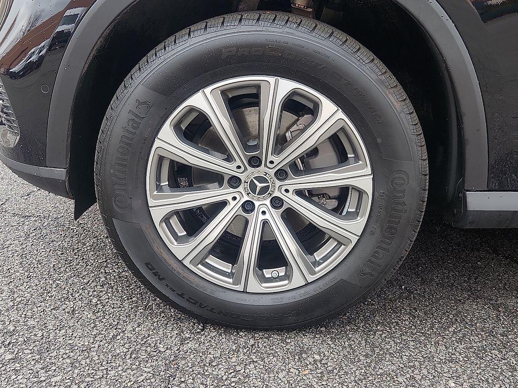 used 2025 Mercedes-Benz GLC 300 car, priced at $53,900