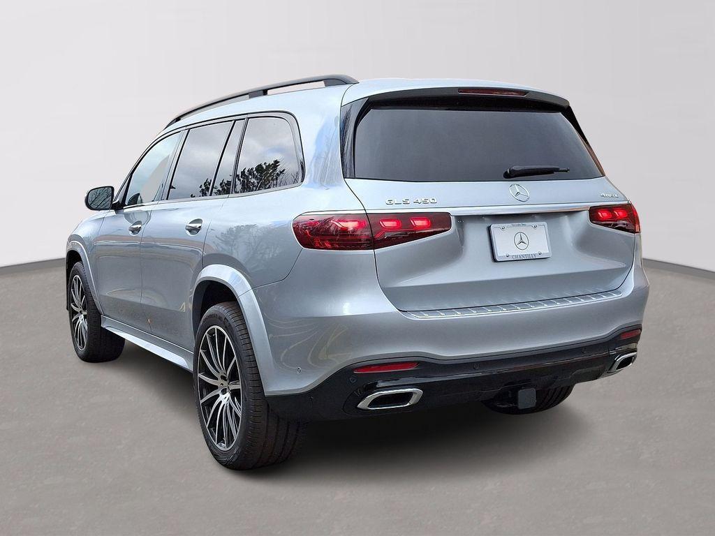 new 2025 Mercedes-Benz GLS 450 car, priced at $100,685