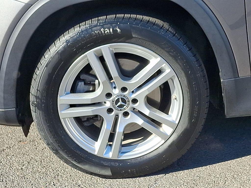 used 2020 Mercedes-Benz GLB 250 car, priced at $22,098