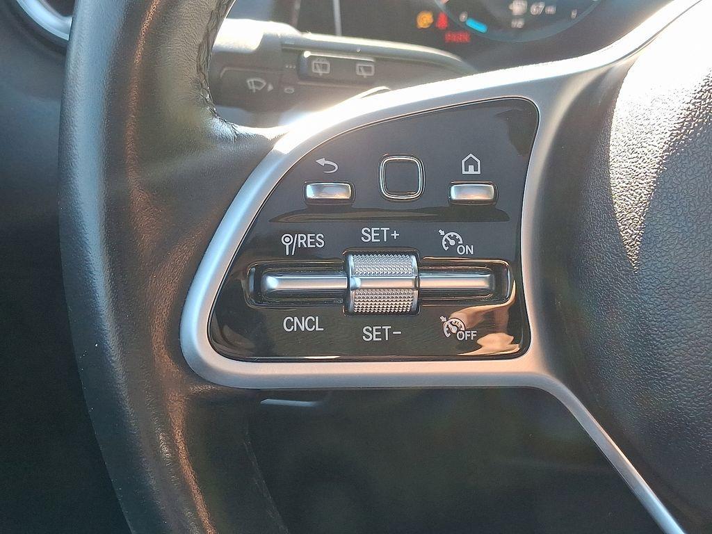 used 2020 Mercedes-Benz GLB 250 car, priced at $22,098