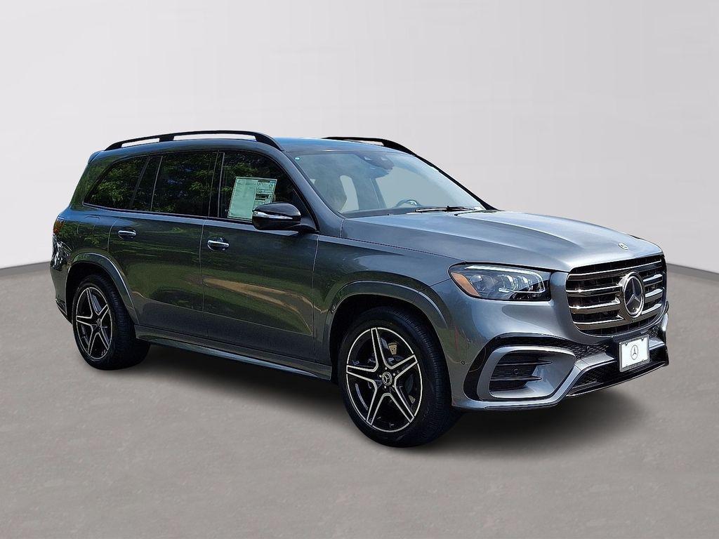 new 2025 Mercedes-Benz GLS 450 car, priced at $101,005
