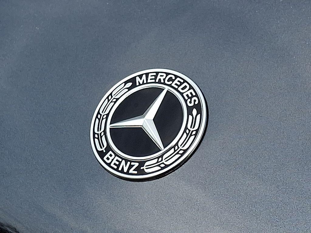 new 2025 Mercedes-Benz GLS 450 car, priced at $101,005