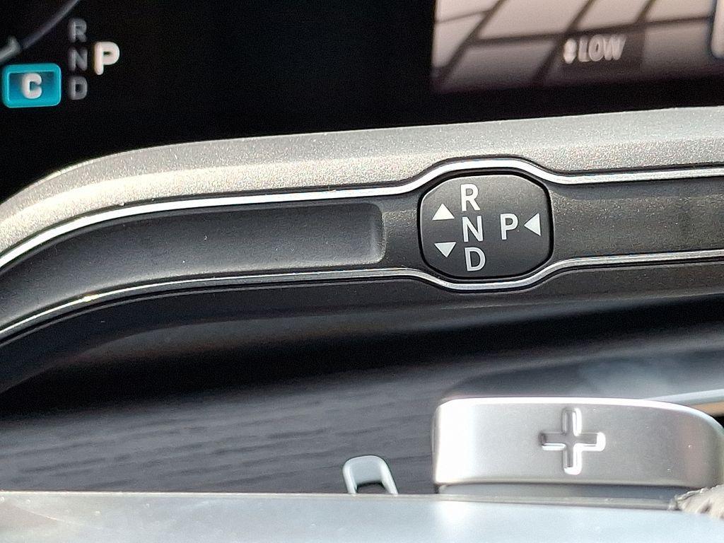 new 2025 Mercedes-Benz GLS 450 car, priced at $101,005