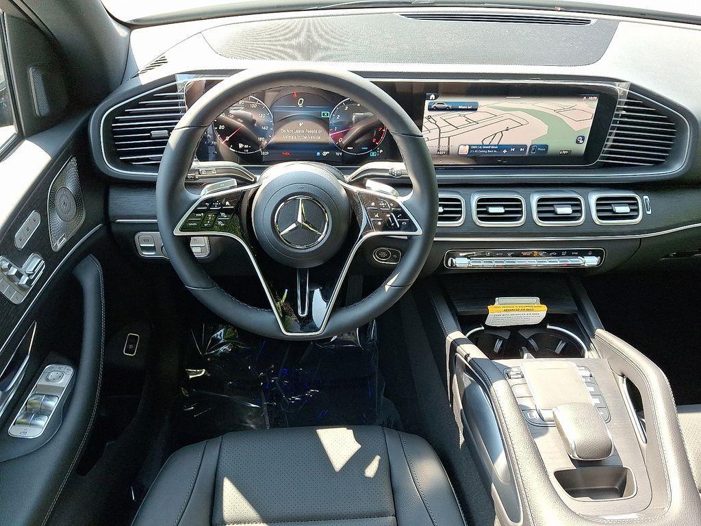 new 2025 Mercedes-Benz GLE 450 car, priced at $77,095