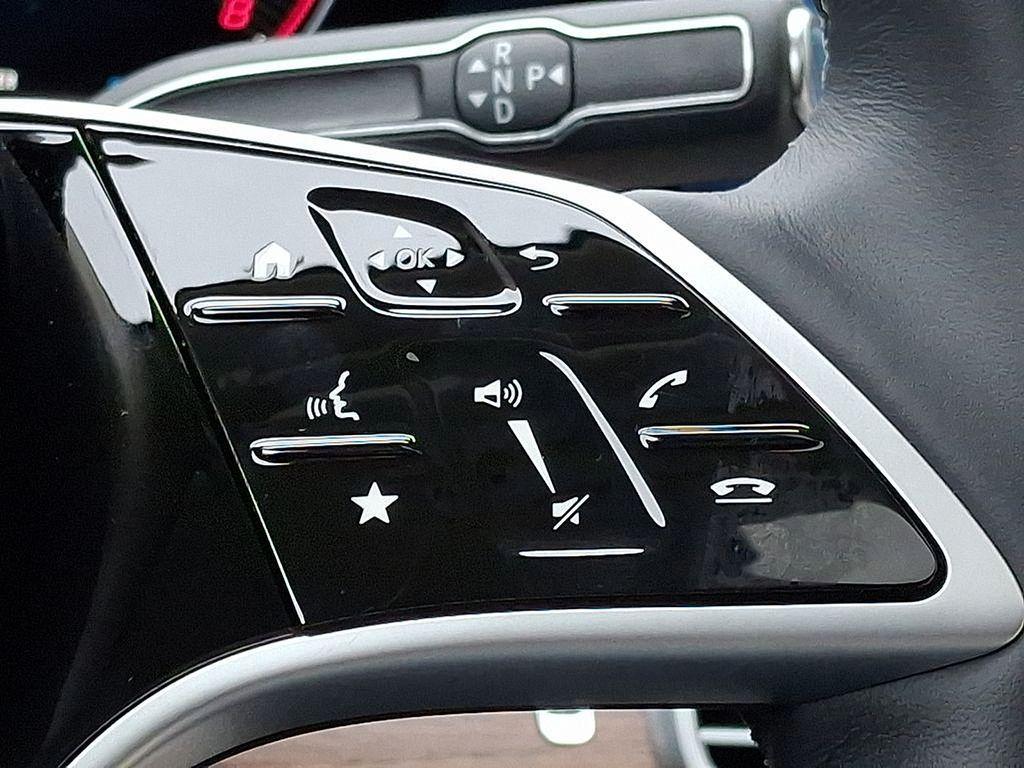 used 2025 Mercedes-Benz GLE 350 car, priced at $58,838