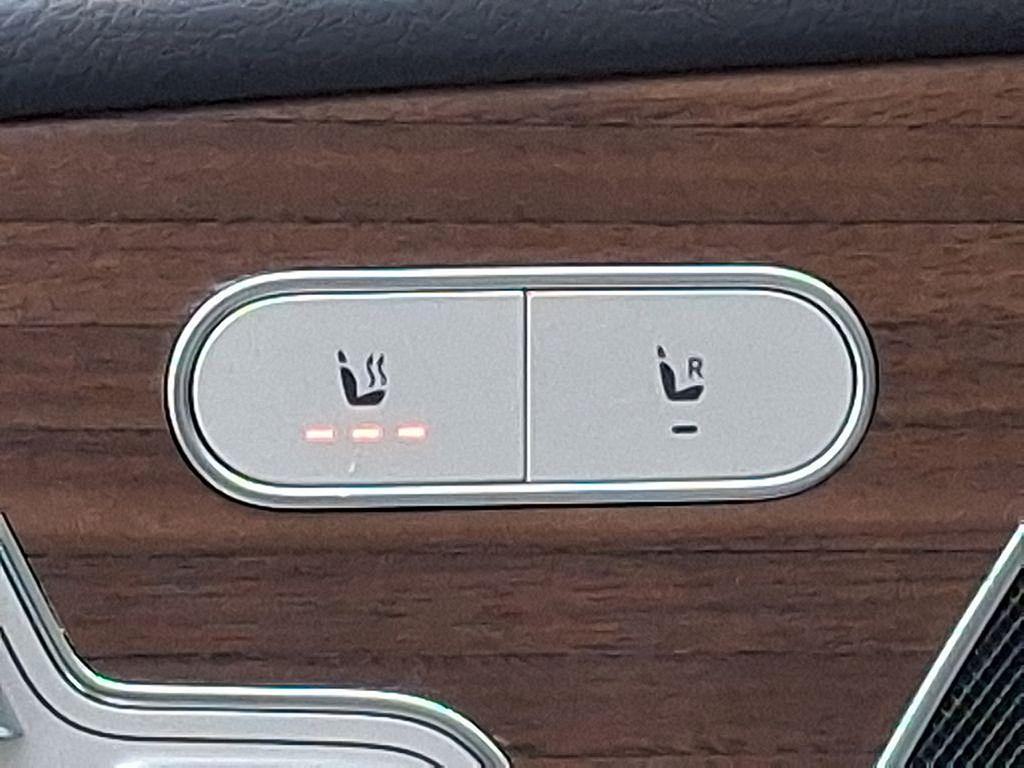 used 2025 Mercedes-Benz GLE 350 car, priced at $58,838