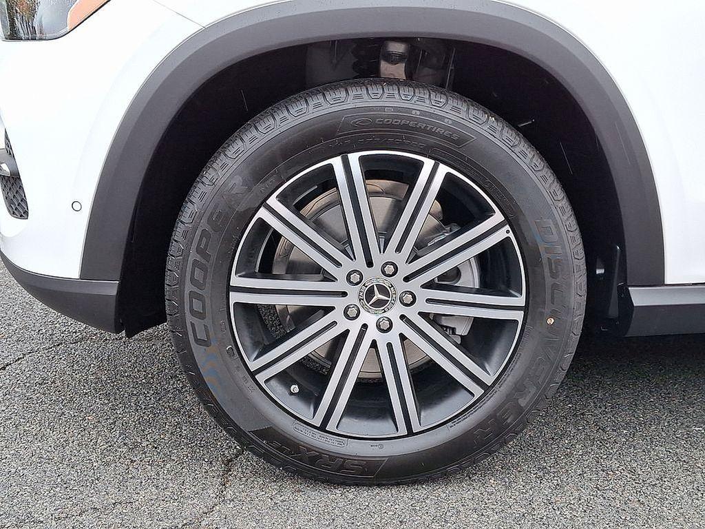 used 2025 Mercedes-Benz GLE 350 car, priced at $58,838