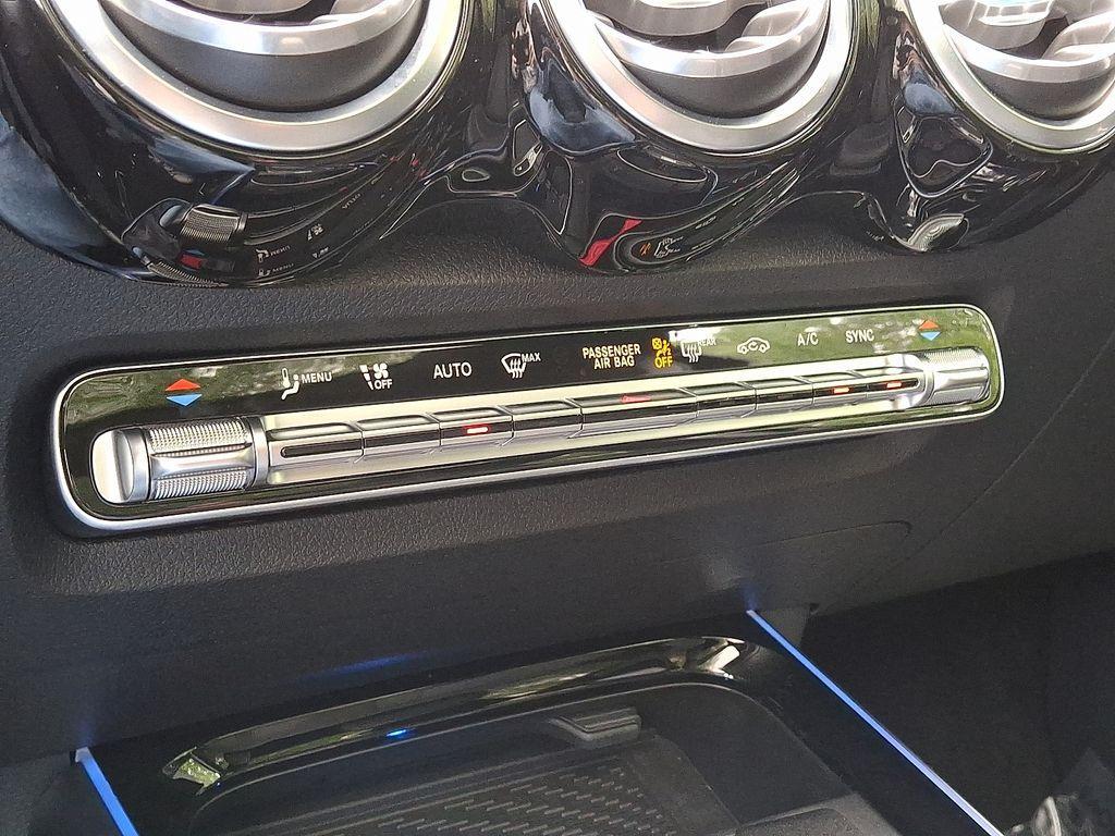 used 2025 Mercedes-Benz GLB 250 car, priced at $46,500