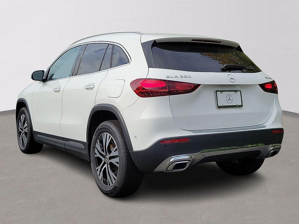 used 2025 Mercedes-Benz GLA 250 car, priced at $37,895