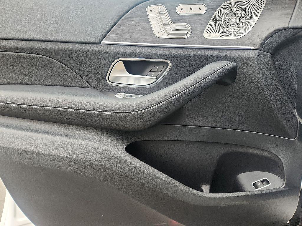 used 2025 Mercedes-Benz GLS 450 car, priced at $86,500