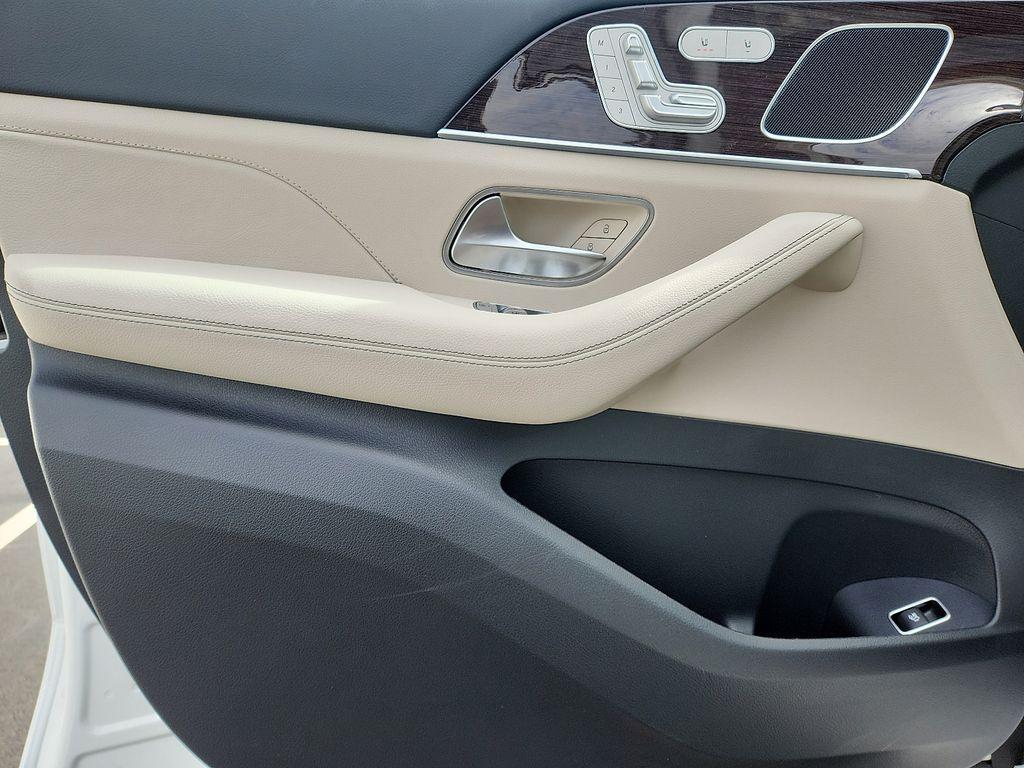 new 2026 Mercedes-Benz GLE 350 car, priced at $71,455