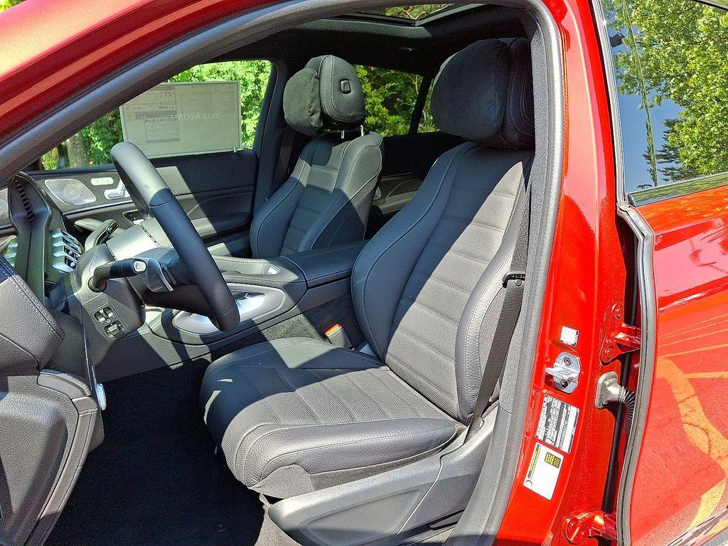 new 2025 Mercedes-Benz GLE 450 car, priced at $92,995