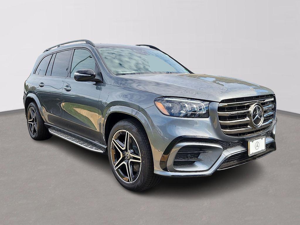 new 2026 Mercedes-Benz GLS 450 car, priced at $101,485
