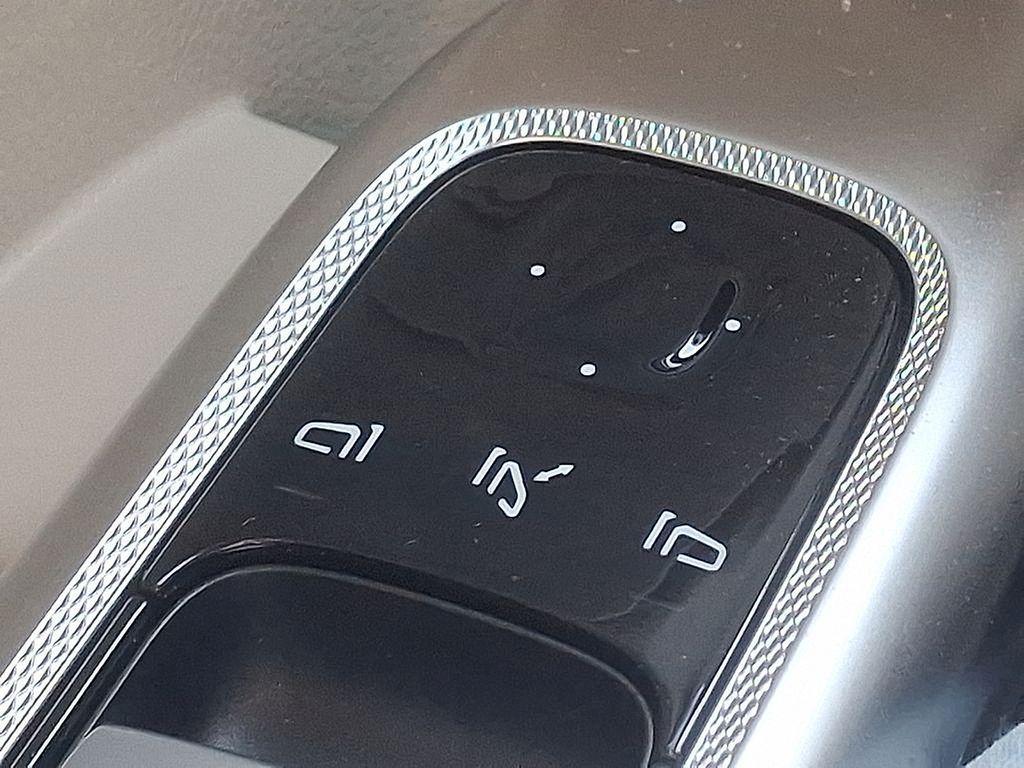 used 2025 Mercedes-Benz GLC 300 car, priced at $49,900