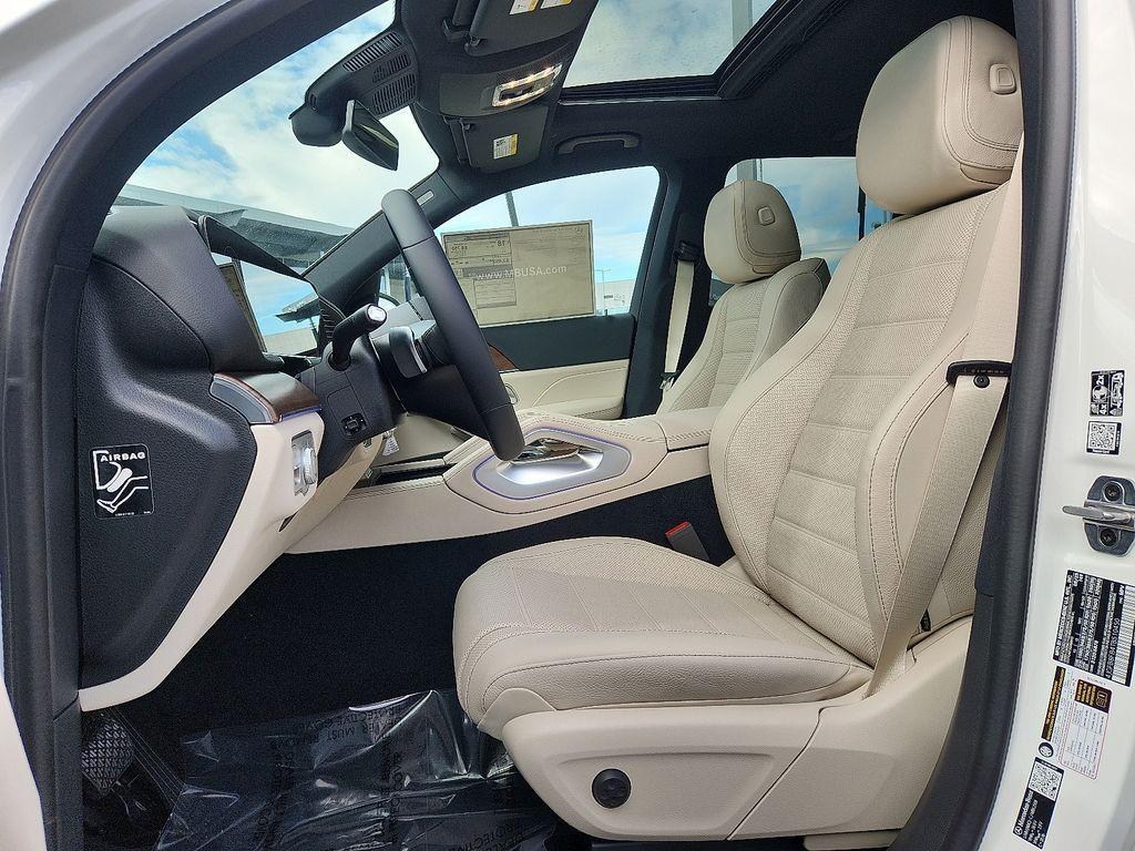 new 2026 Mercedes-Benz GLE 580 car, priced at $91,445