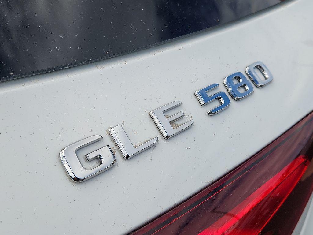 new 2026 Mercedes-Benz GLE 580 car, priced at $91,445