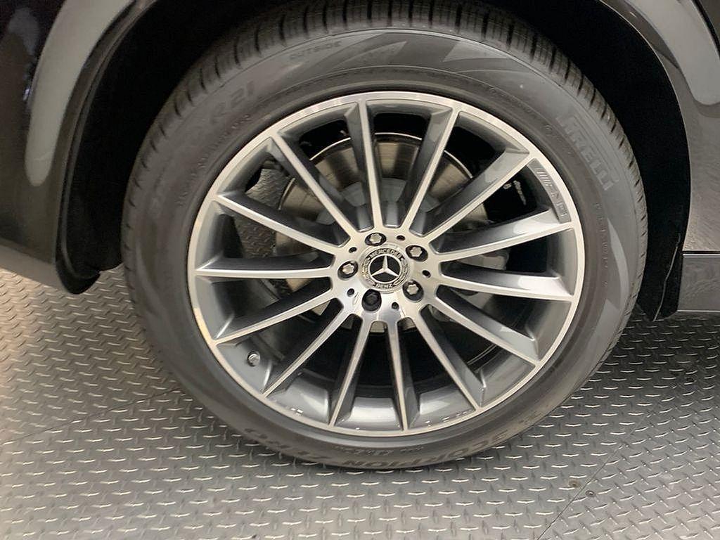 used 2024 Mercedes-Benz GLE 580 car, priced at $96,570