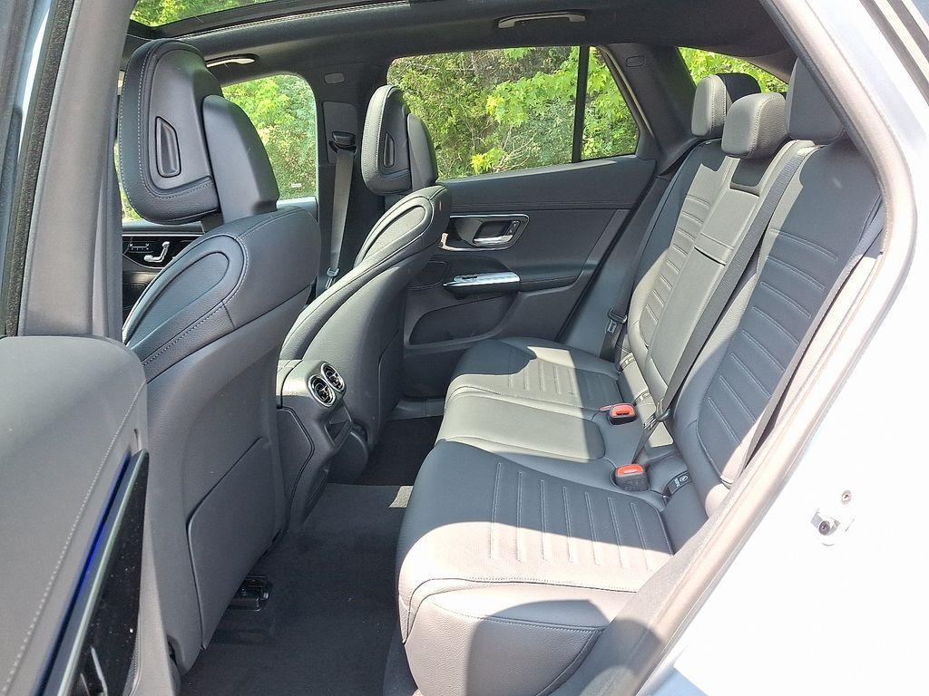 new 2025 Mercedes-Benz GLC 350e car, priced at $69,400