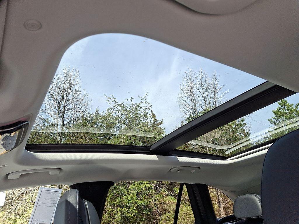 used 2025 Mercedes-Benz GLC 350e car, priced at $55,500