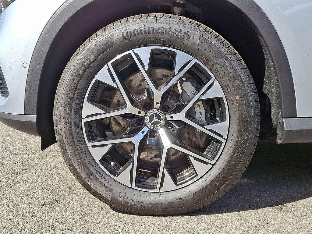 used 2025 Mercedes-Benz GLC 350e car, priced at $55,500