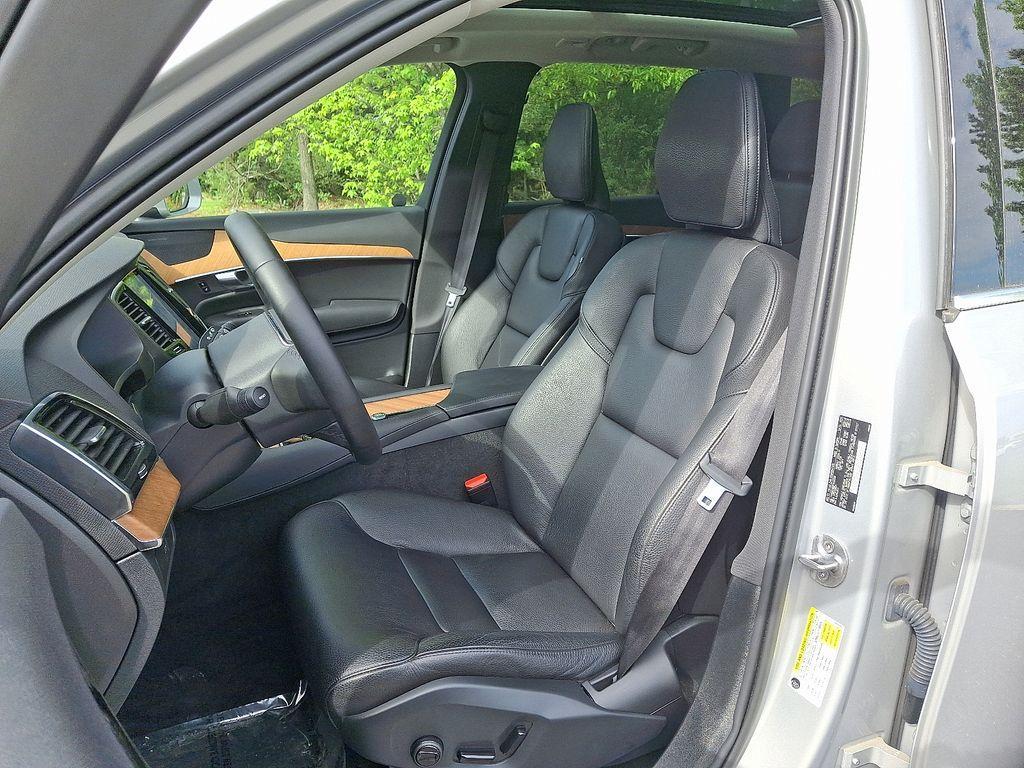 used 2023 Volvo XC90 car, priced at $46,500