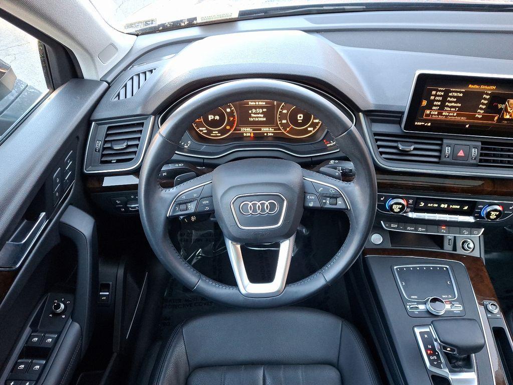 used 2020 Audi Q5 car, priced at $26,500