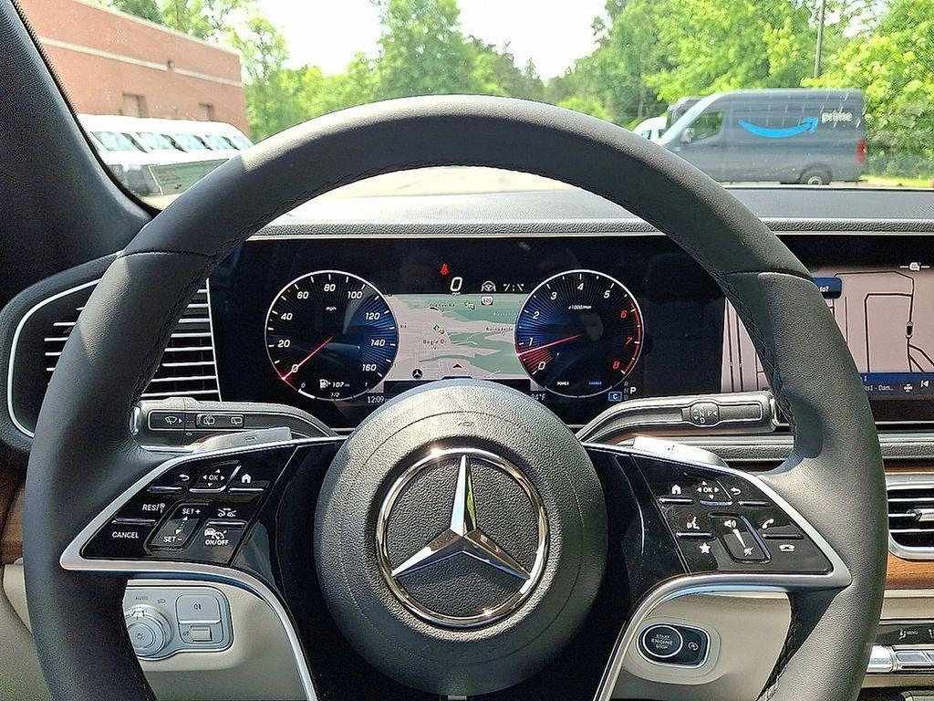 used 2025 Mercedes-Benz GLE 450 car, priced at $72,500