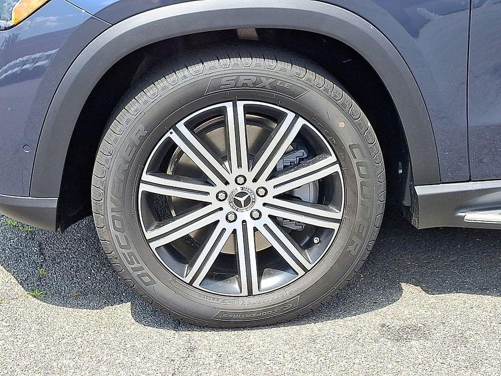 used 2025 Mercedes-Benz GLE 450 car, priced at $72,500