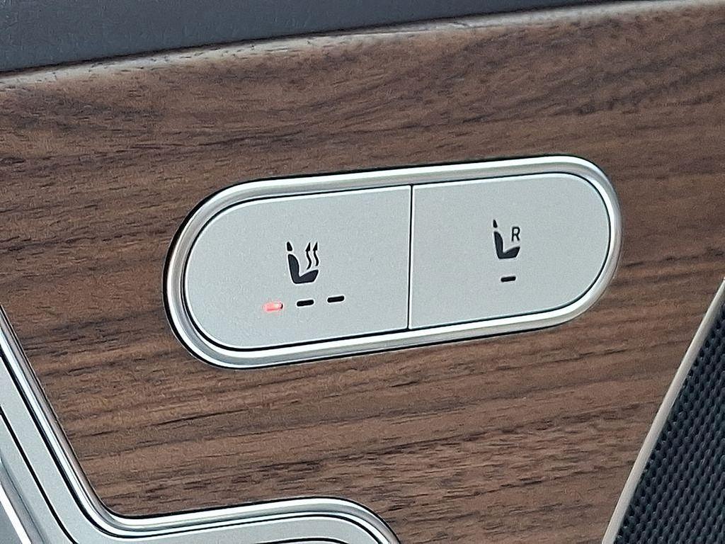 used 2025 Mercedes-Benz GLE 450 car, priced at $72,500