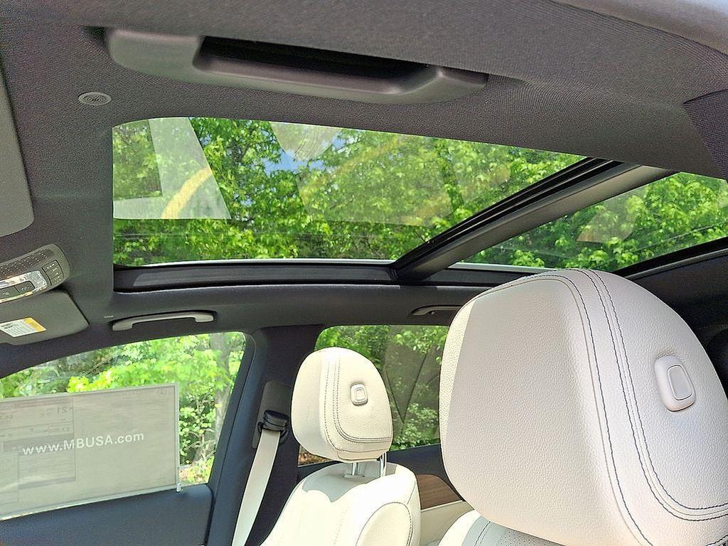 used 2025 Mercedes-Benz GLE 450 car, priced at $72,500