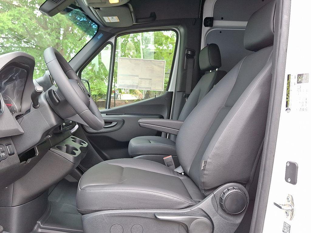new 2025 Mercedes-Benz Sprinter 2500 car, priced at $61,570
