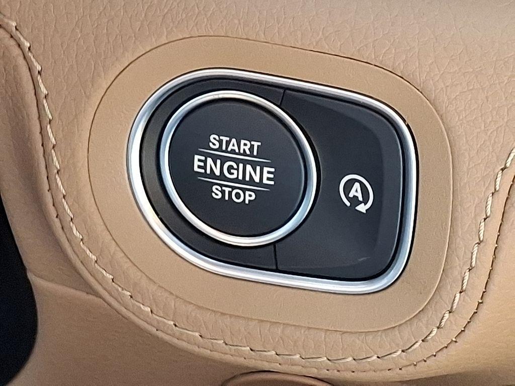 new 2025 Mercedes-Benz GLS 450 car, priced at $105,730
