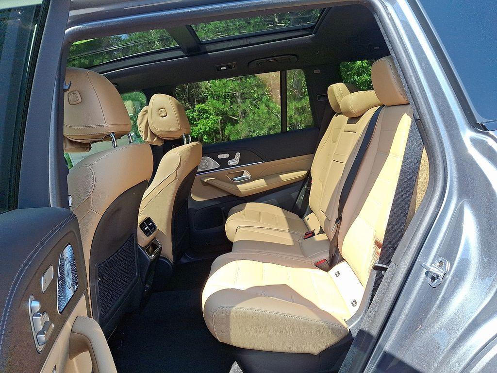 new 2025 Mercedes-Benz GLS 450 car, priced at $105,730