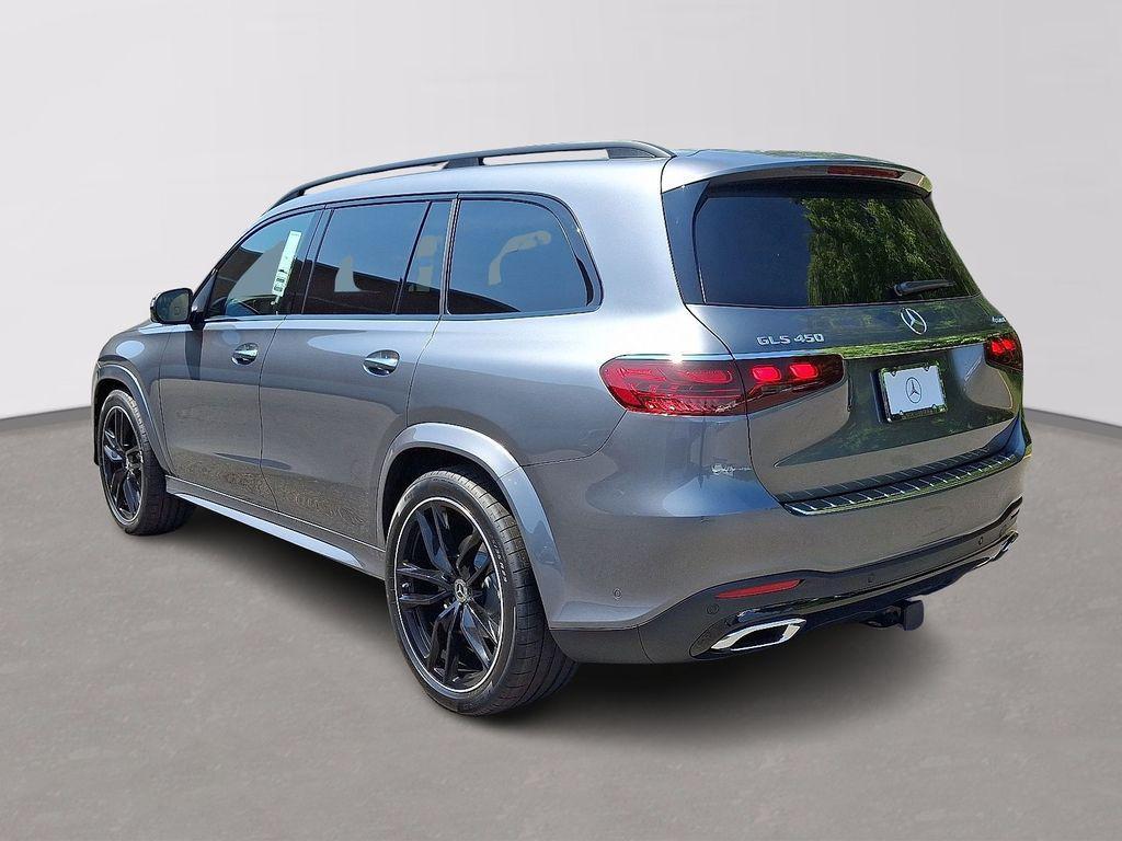 new 2025 Mercedes-Benz GLS 450 car, priced at $105,730