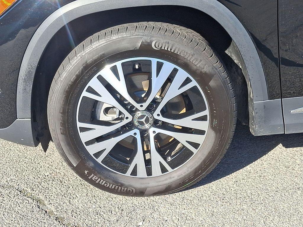 used 2025 Mercedes-Benz GLA 250 car, priced at $34,900