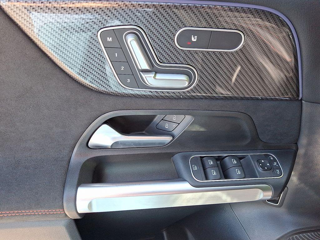 used 2024 Mercedes-Benz GLB 250 car, priced at $40,200