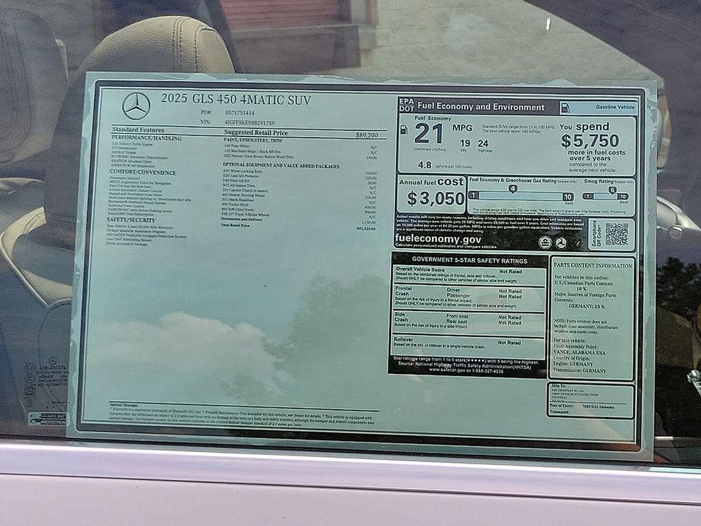 used 2025 Mercedes-Benz GLC 300 car, priced at $48,900