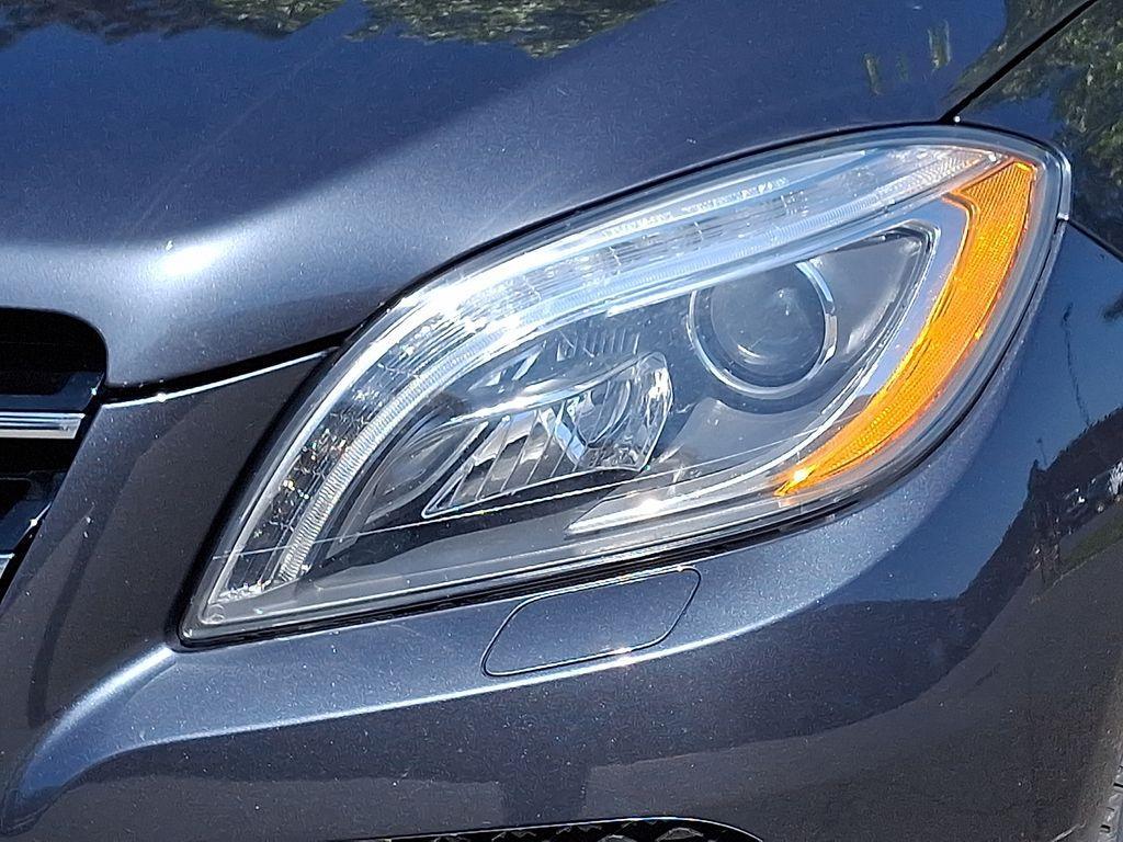 used 2013 Mercedes-Benz M-Class car, priced at $11,700