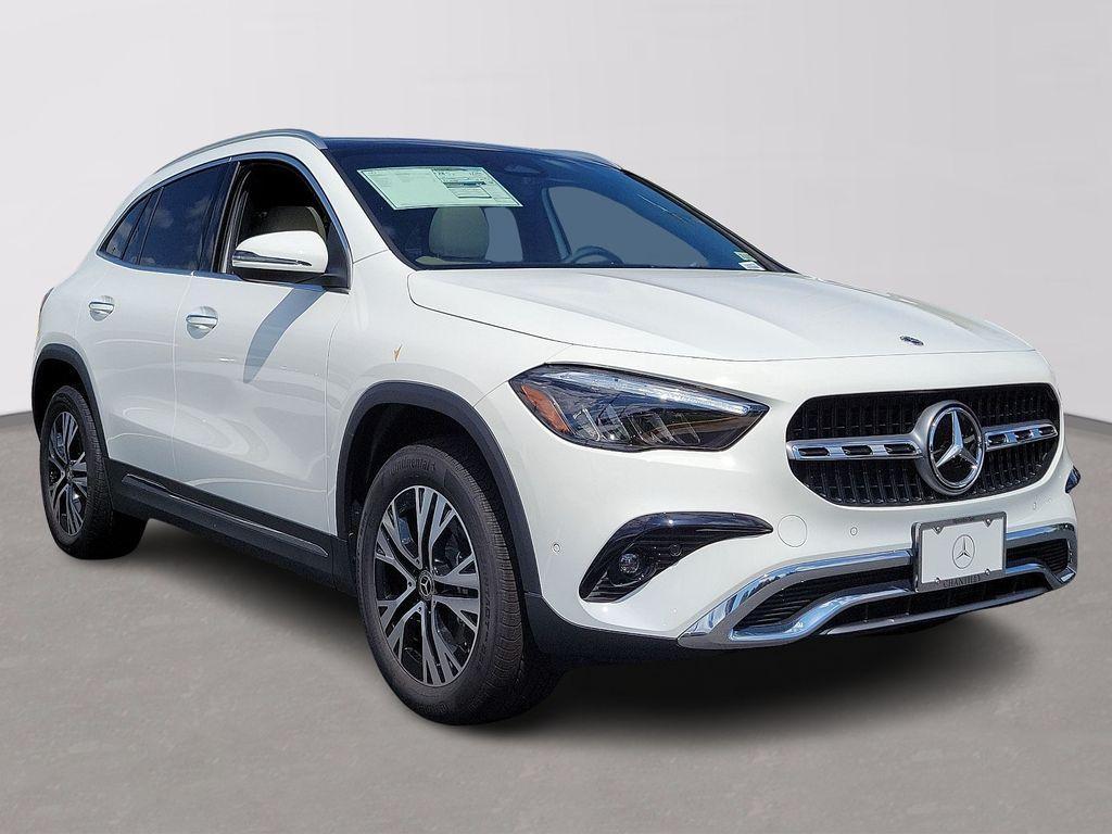 new 2025 Mercedes-Benz GLA 250 car, priced at $49,050