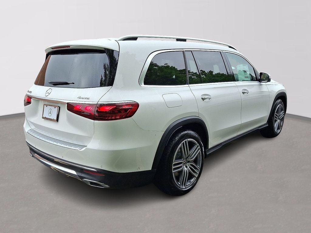 new 2025 Mercedes-Benz GLS 450 car, priced at $90,980