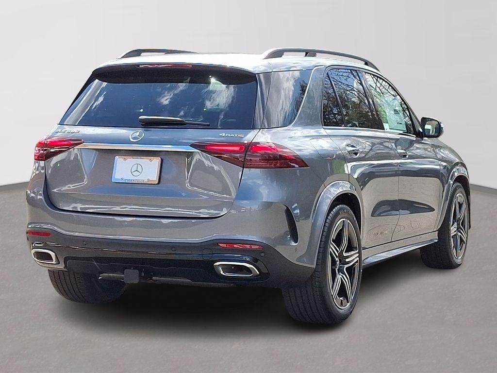 new 2025 Mercedes-Benz GLE 580 car, priced at $96,045