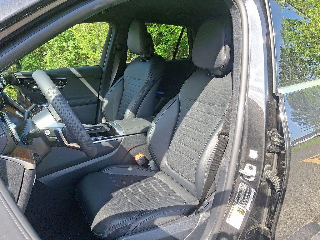 new 2025 Mercedes-Benz GLC 350e car, priced at $69,100