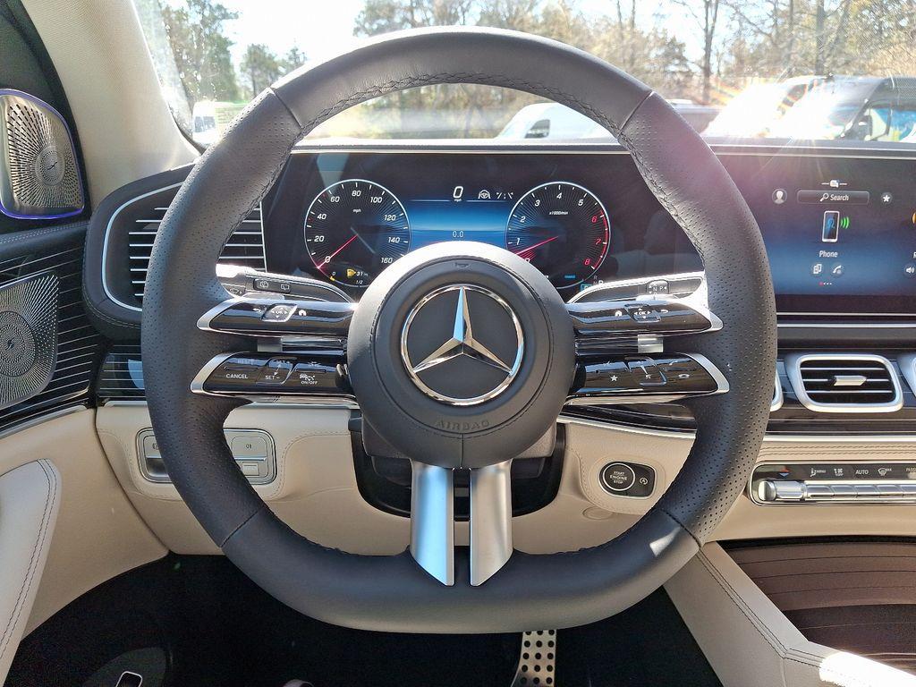 new 2025 Mercedes-Benz GLS 450 car, priced at $116,770